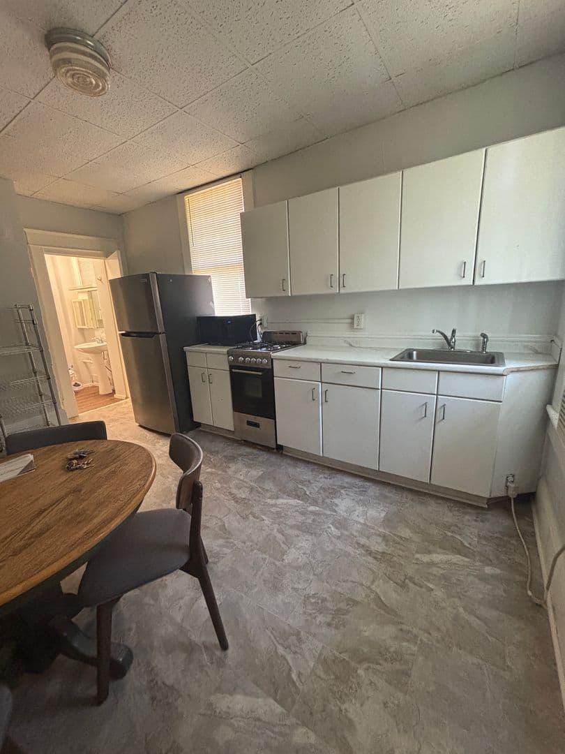 Spartanburg Apartment: 540 Glendalyn Ave