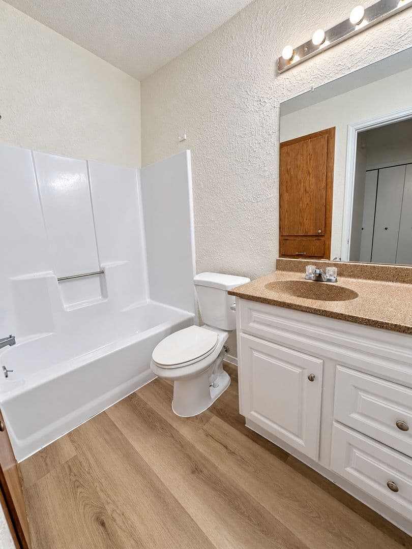 Round Rock Apartment: Hillside at Brushy Creek