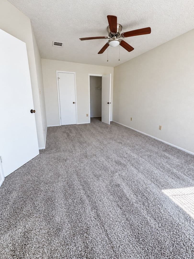 Round Rock Apartment: Hillside at Brushy Creek