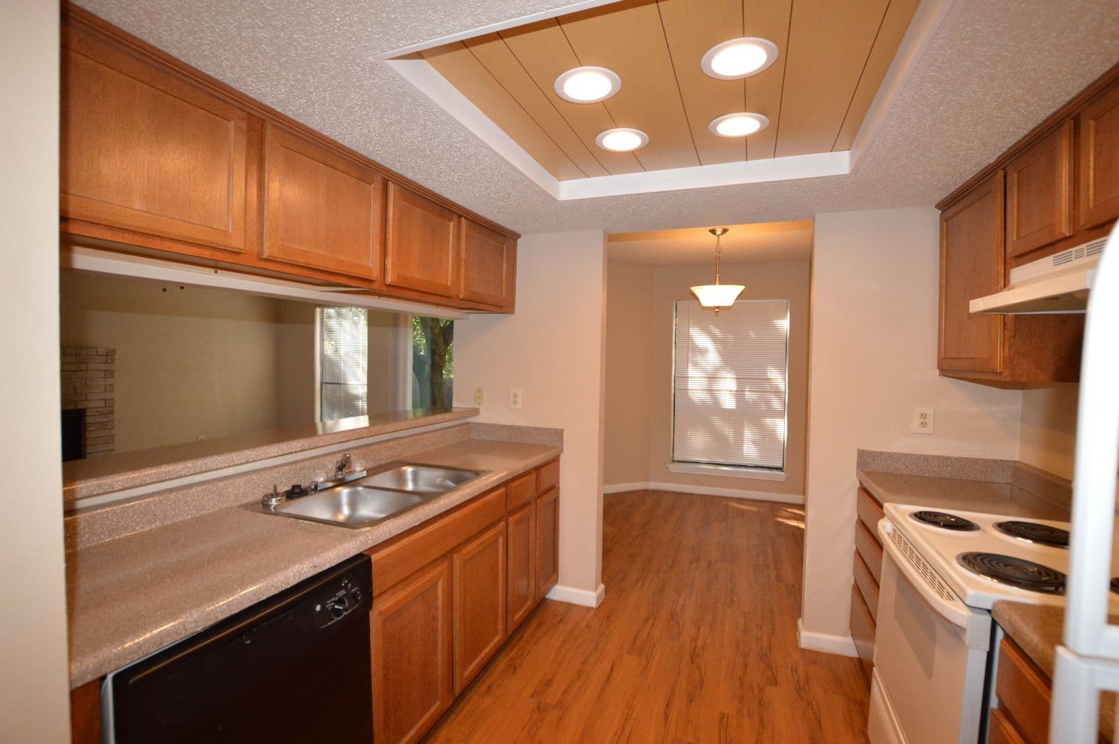 Austin Apartment: 2607 Alcott Lane A/B