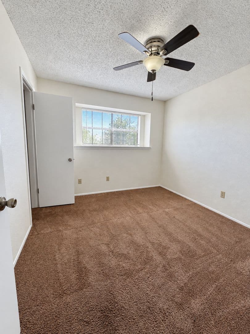 Round Rock Apartment: Hillside at Brushy Creek