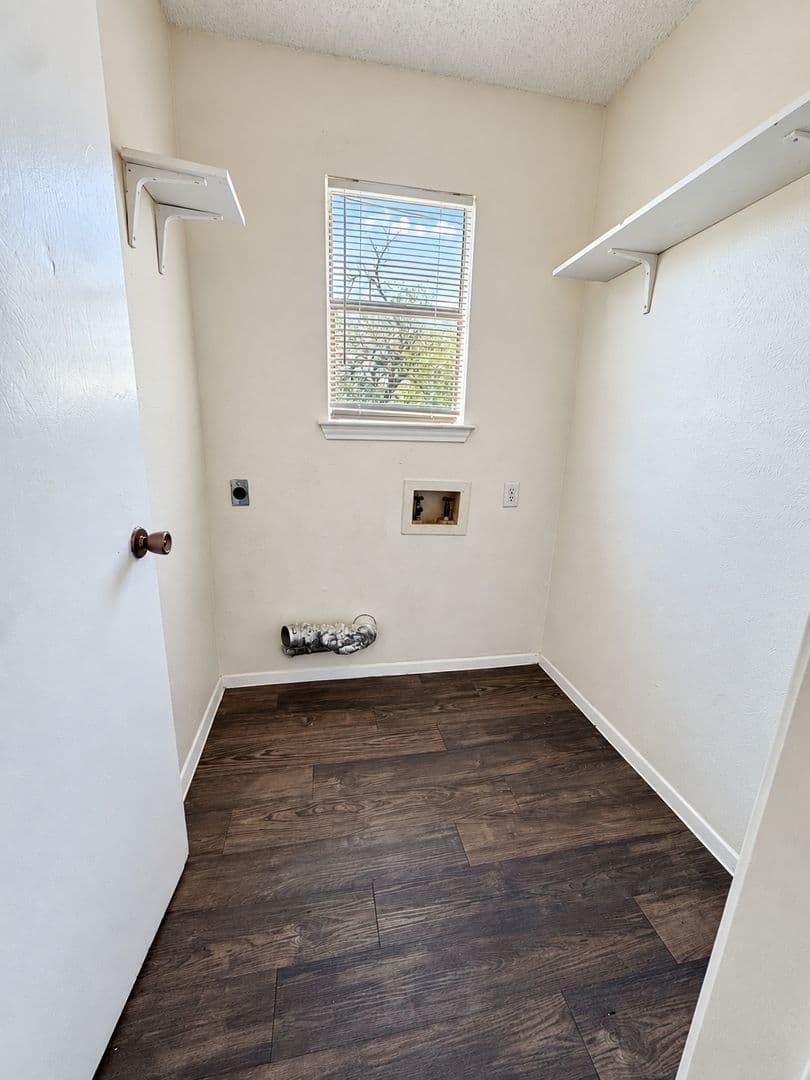Round Rock Apartment: Hillside at Brushy Creek
