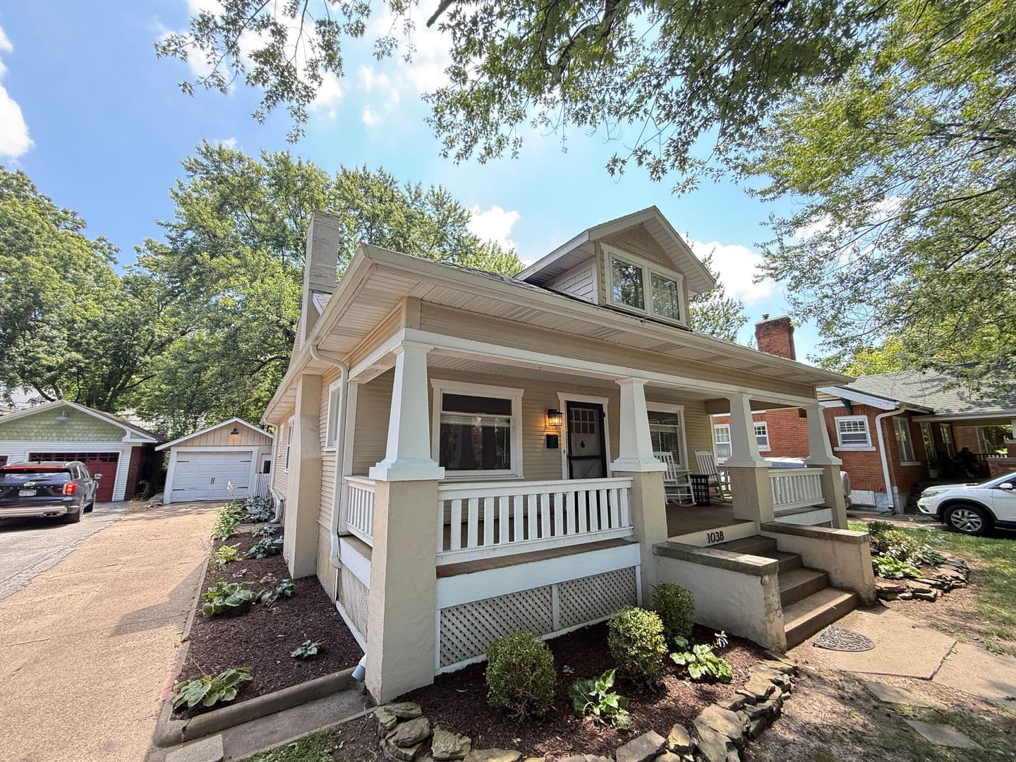 Springfield House: 1038 S Fremont Ave