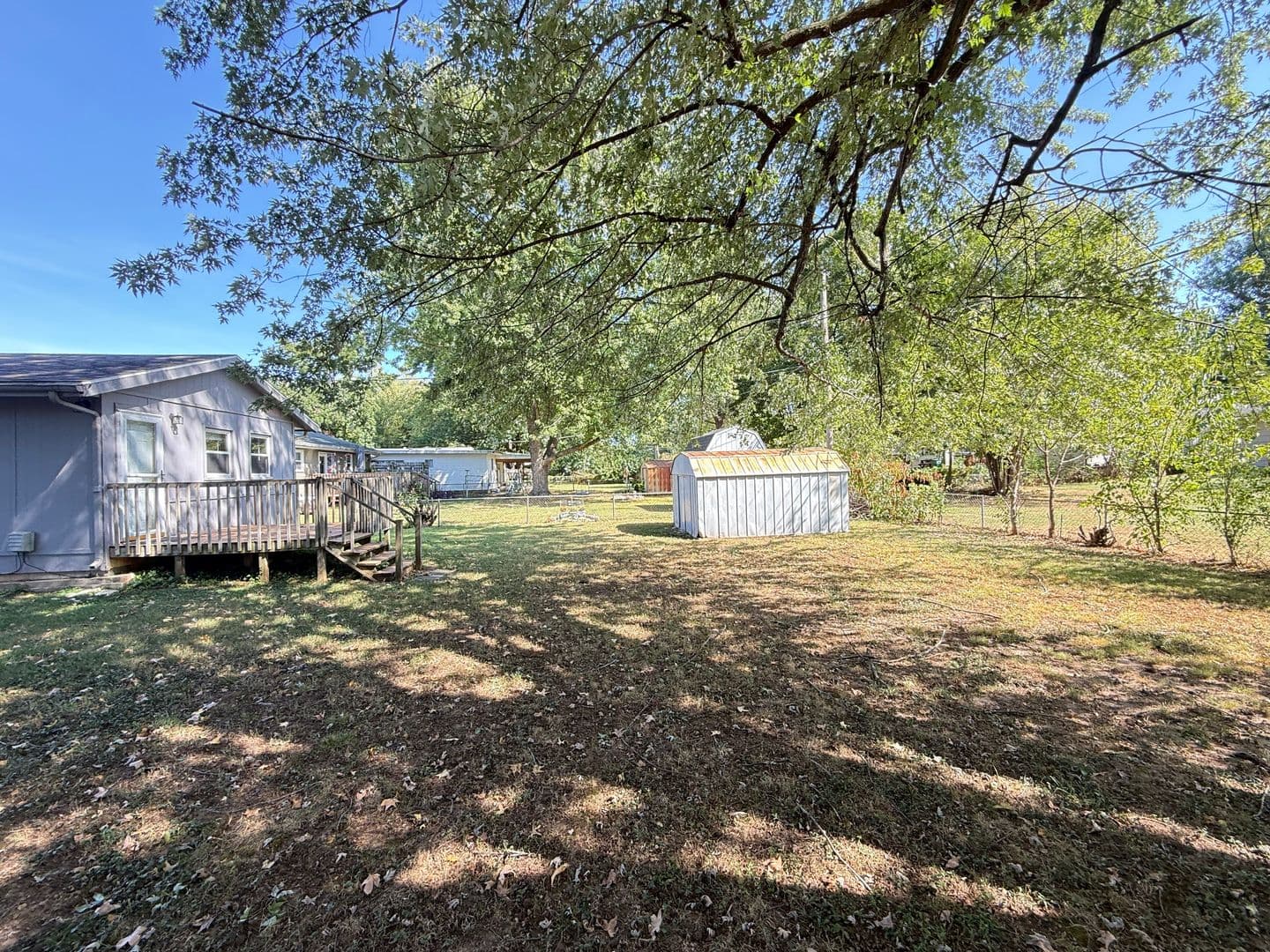 Springfield House: 2144 E Monroe St