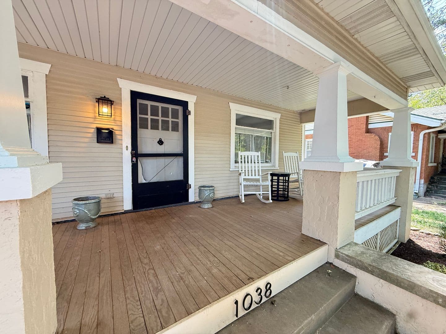Springfield House: 1038 S Fremont Ave