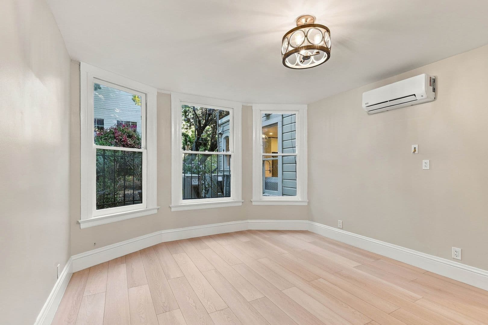 San Francisco Apartment: 4170 17th Street
