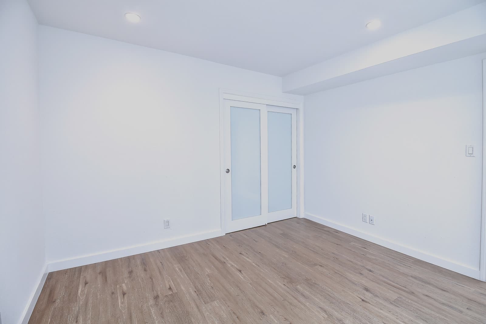San Francisco Apartment: 915-917 Irving Street
