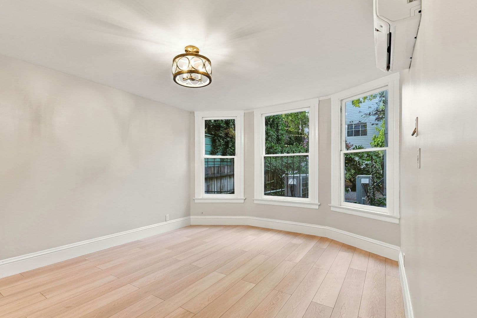 San Francisco Apartment: 4170 17th Street