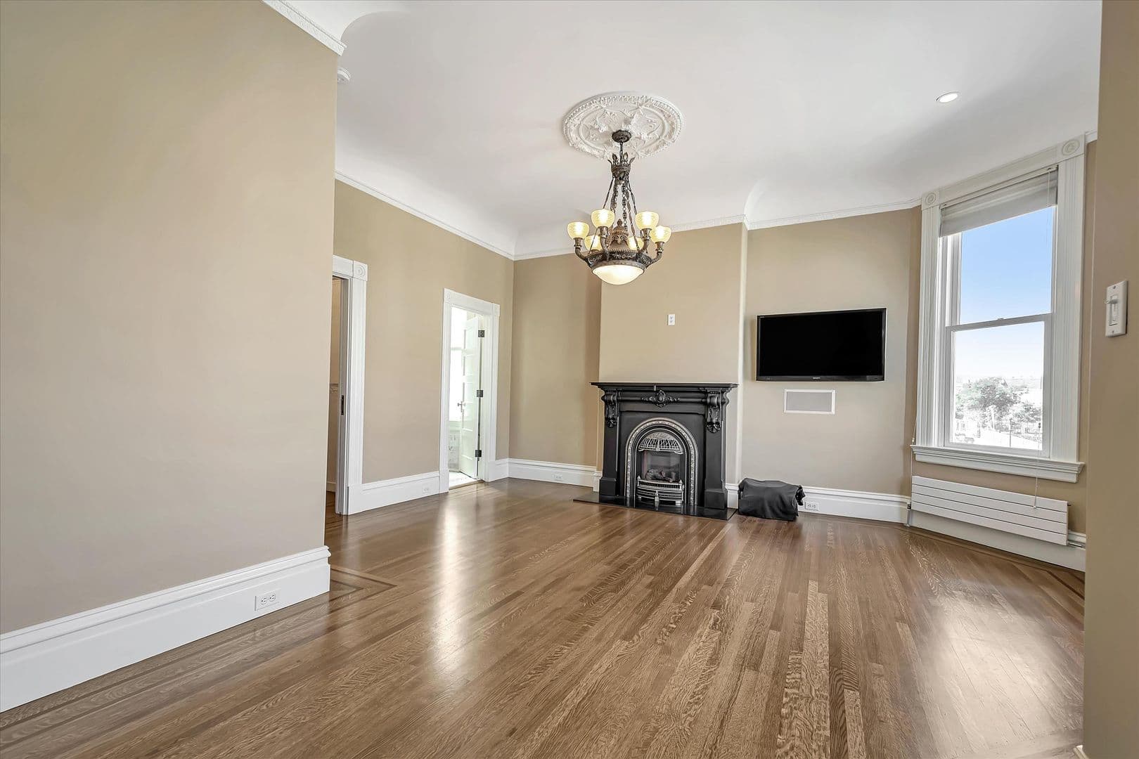 San Francisco Apartment: 417-419 Capp Street