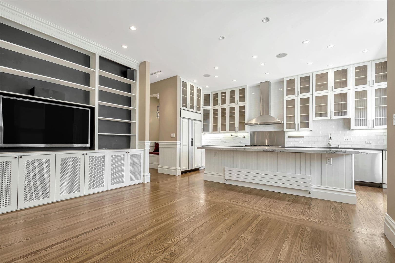 San Francisco Apartment: 417-419 Capp Street