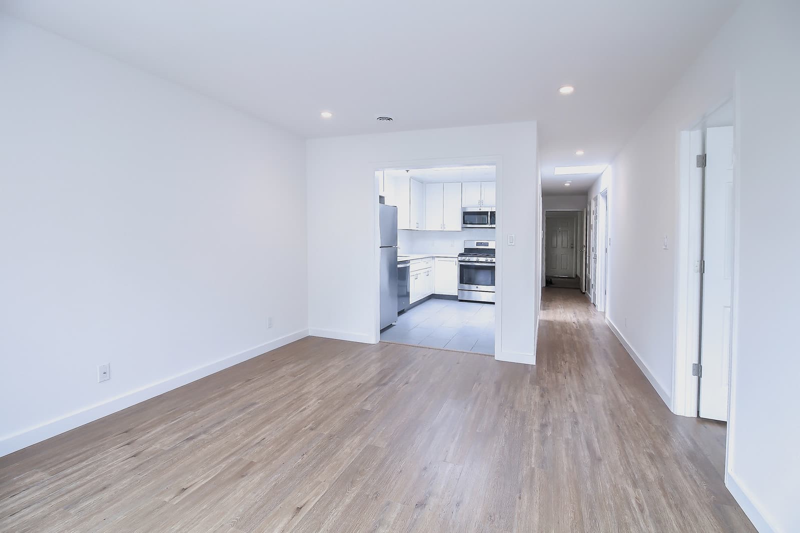 San Francisco Apartment: 915-917 Irving Street