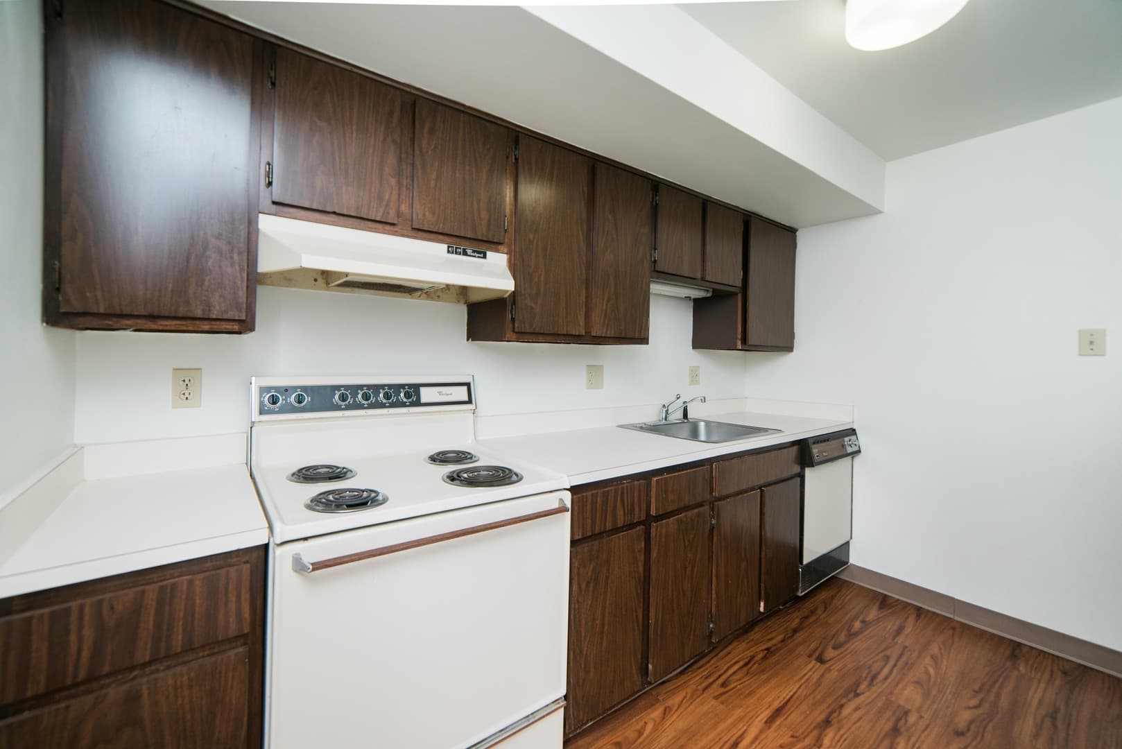 Beaver Falls Apartment: 130 Sunnyhill Drive