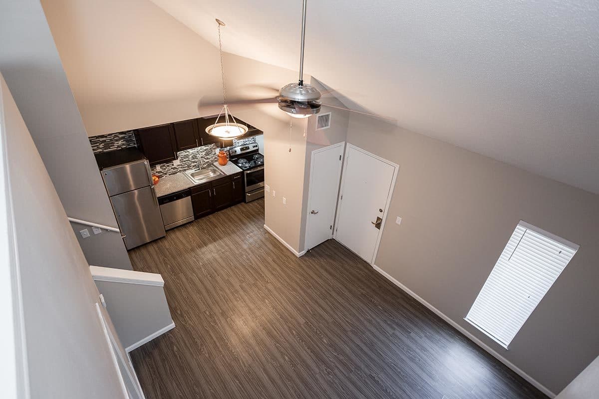 Pittsburgh Apartment: 700 Mansfield Ave