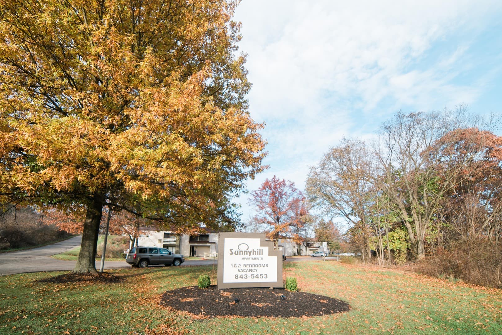 Beaver Falls Apartment: 130 Sunnyhill Drive
