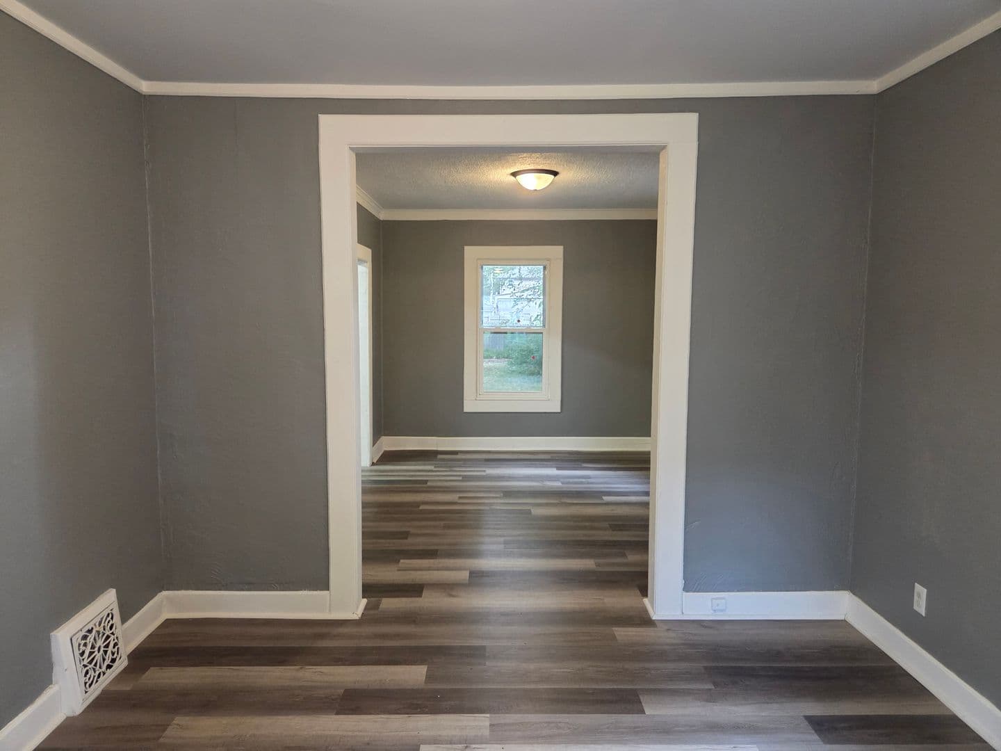 Peoria House: 1312 N Ellis St
