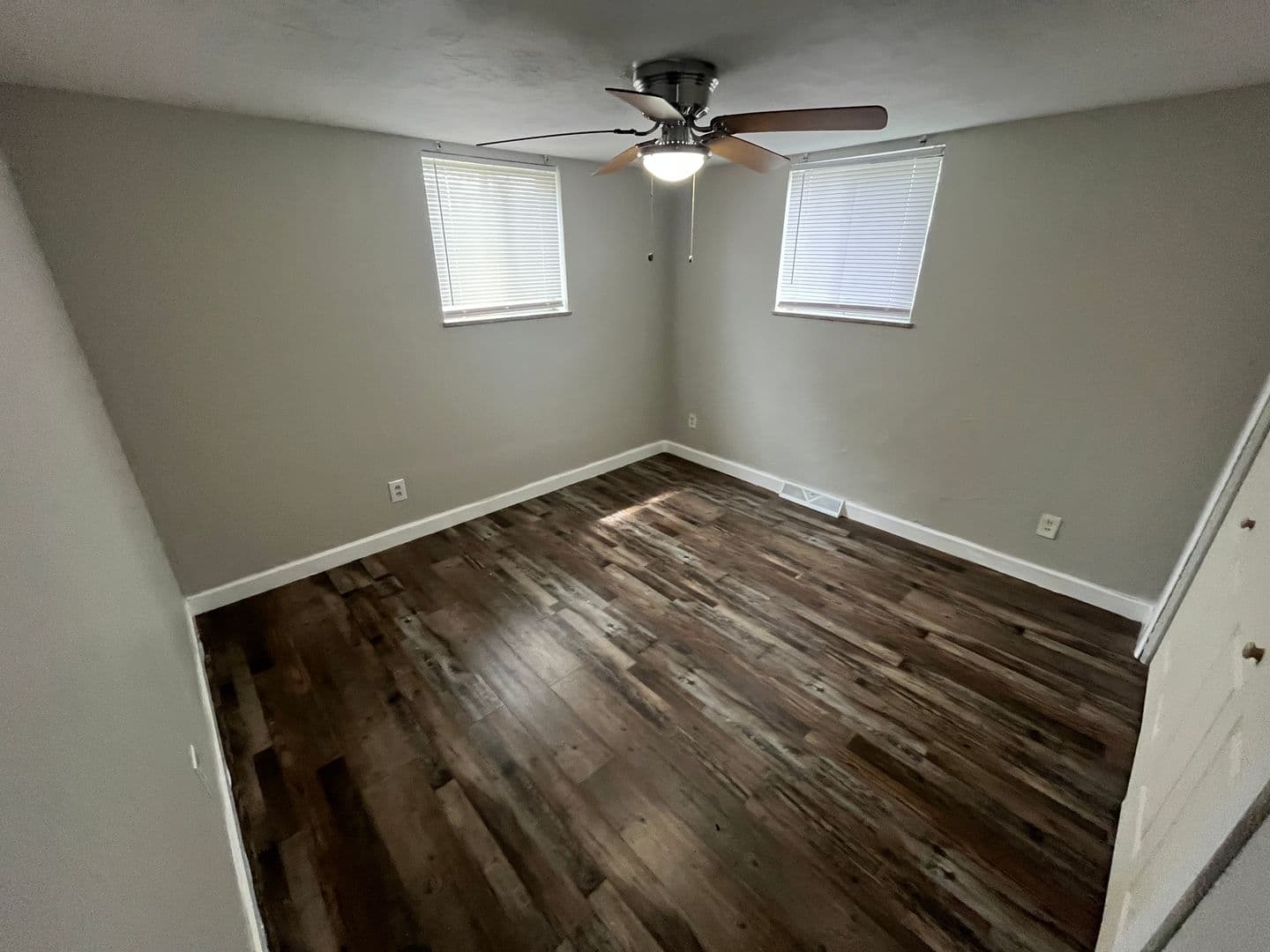 Peoria Apartment: 2920 N Woodbine Terr