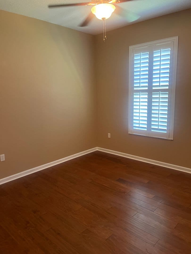 Deland House: 1385 Abbot Way