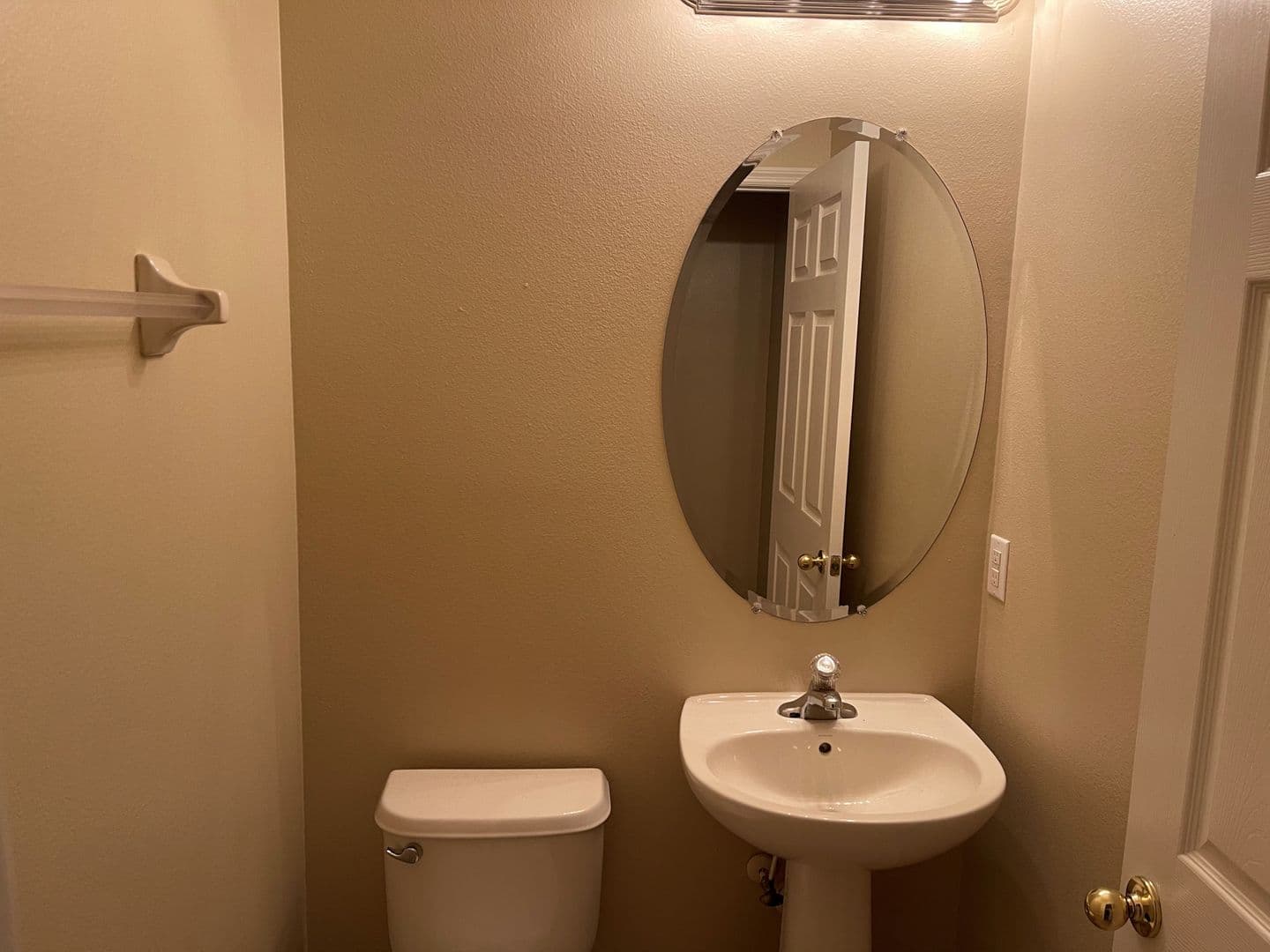 Sanford House: 5114 Fiorella Lane