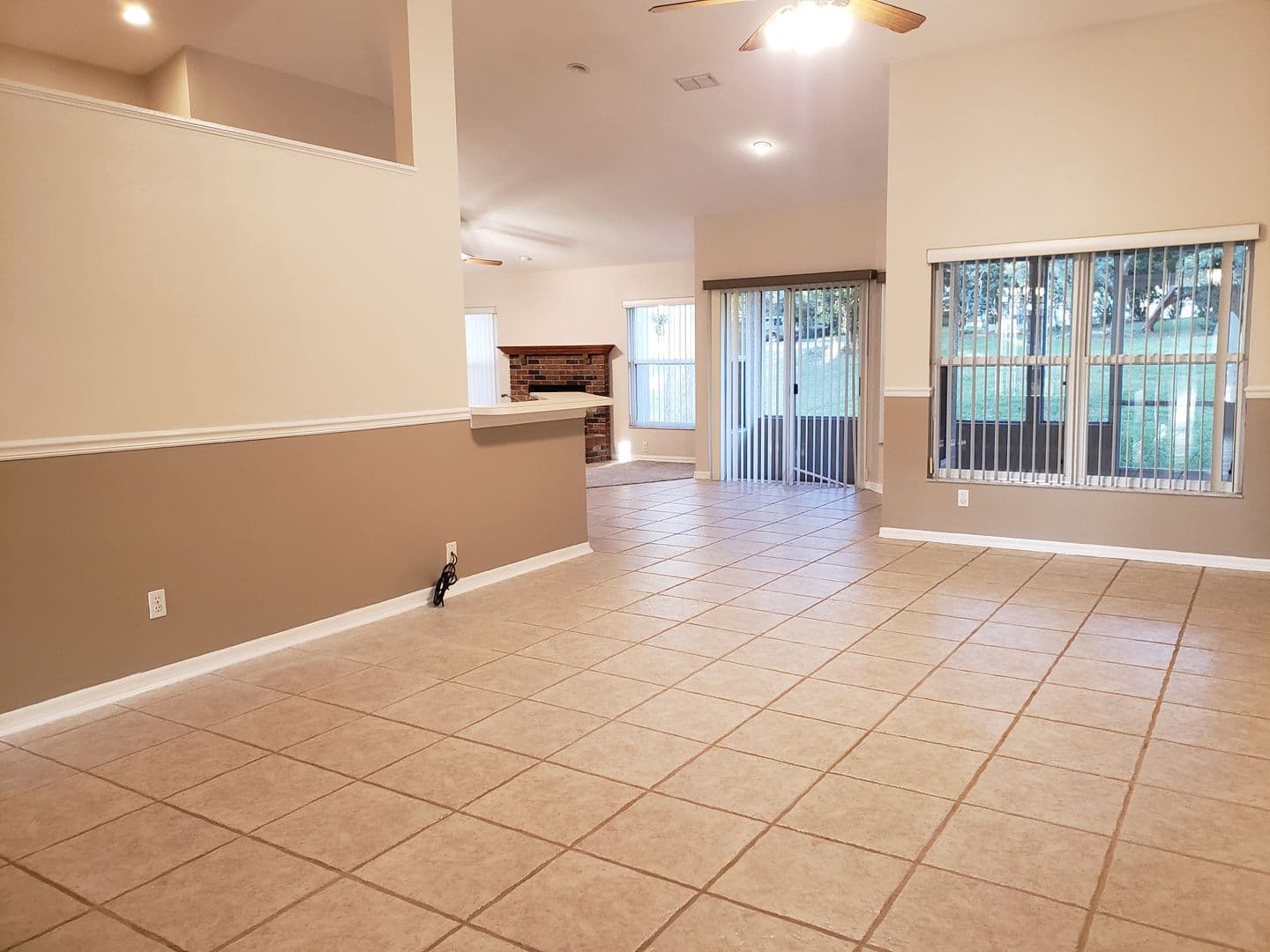 Apopka House: 1612 Sweetwater West Circle