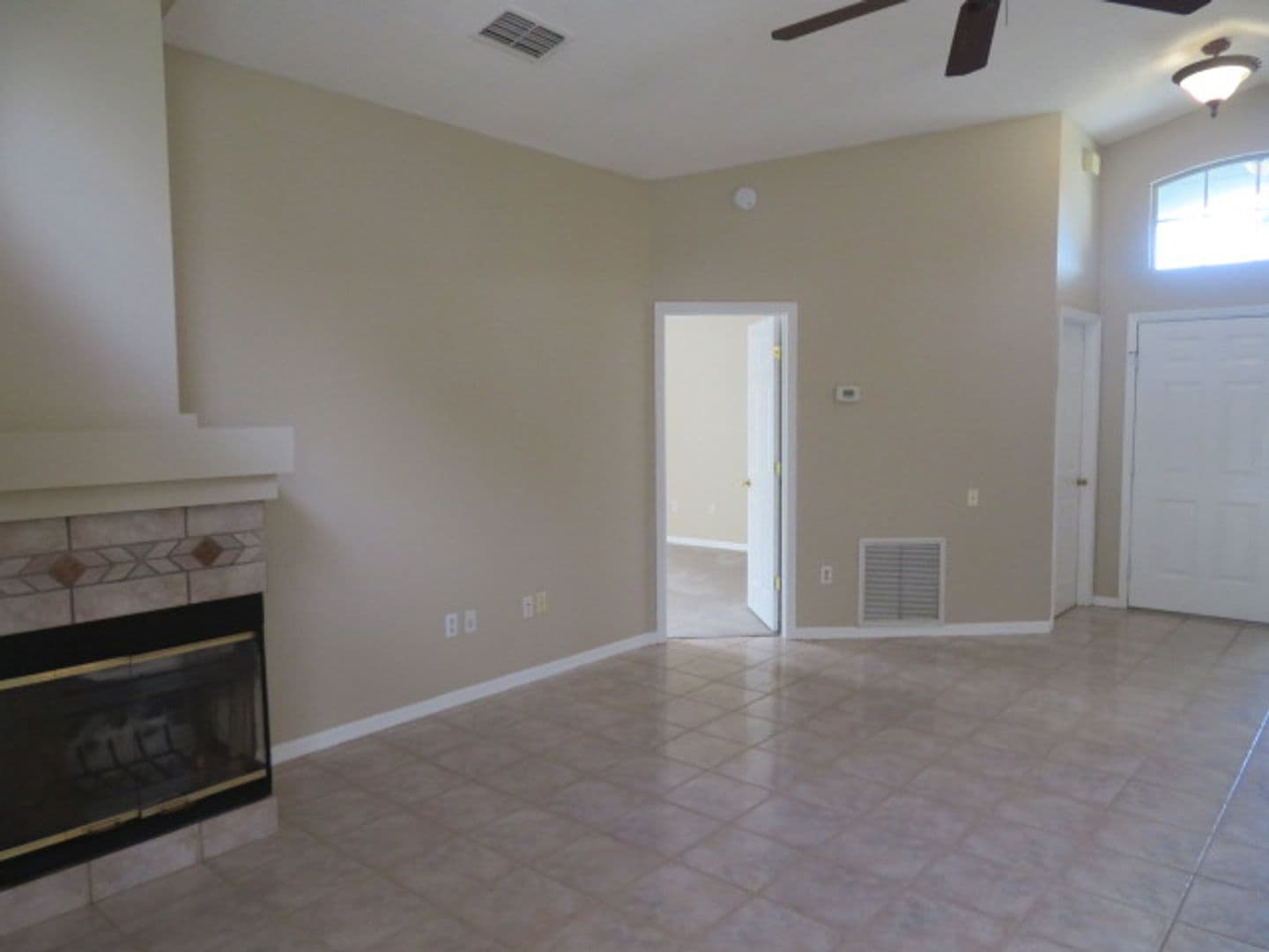 Apopka House: 1271 Erdman Ct