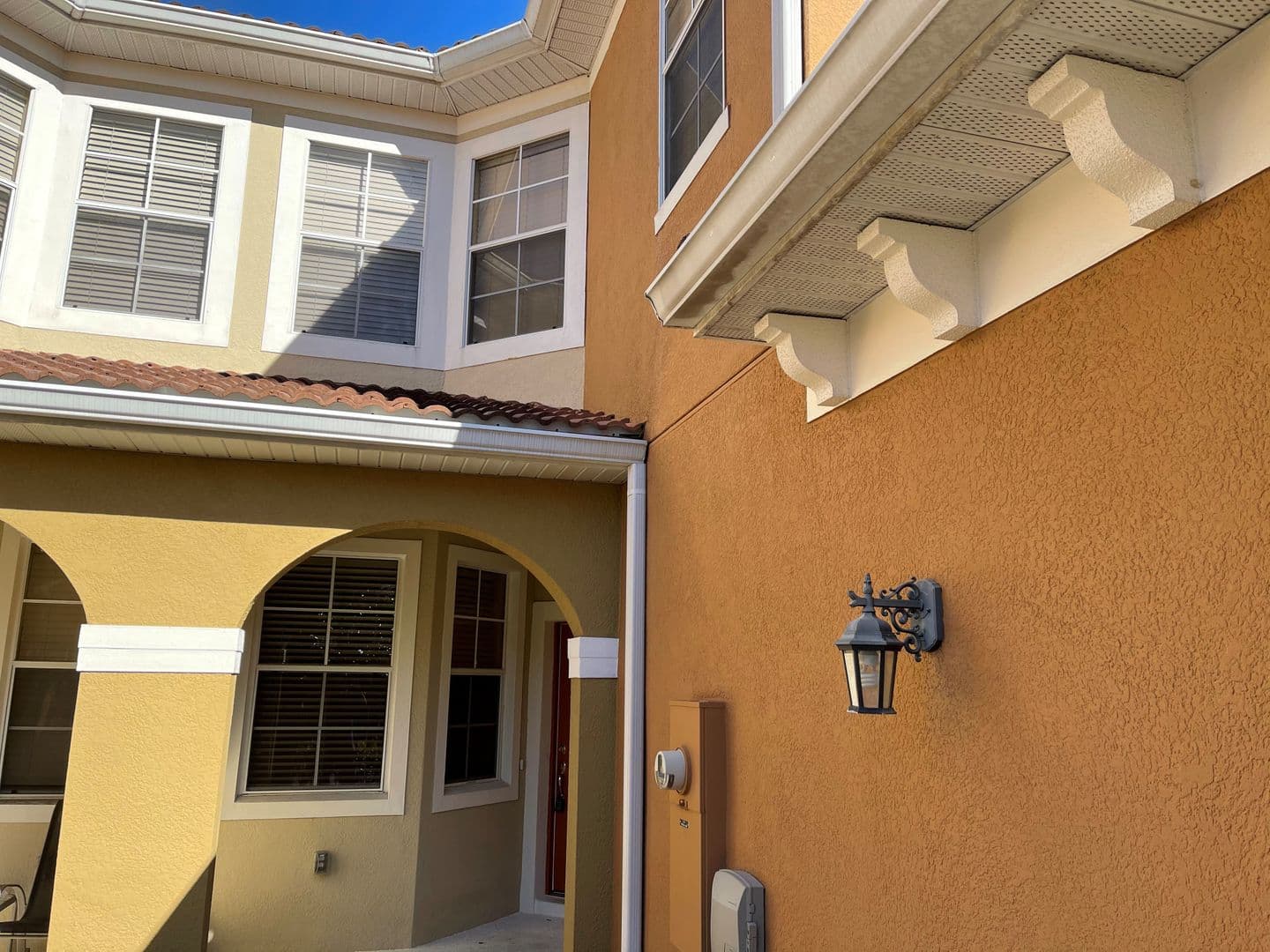 Sanford House: 5114 Fiorella Lane