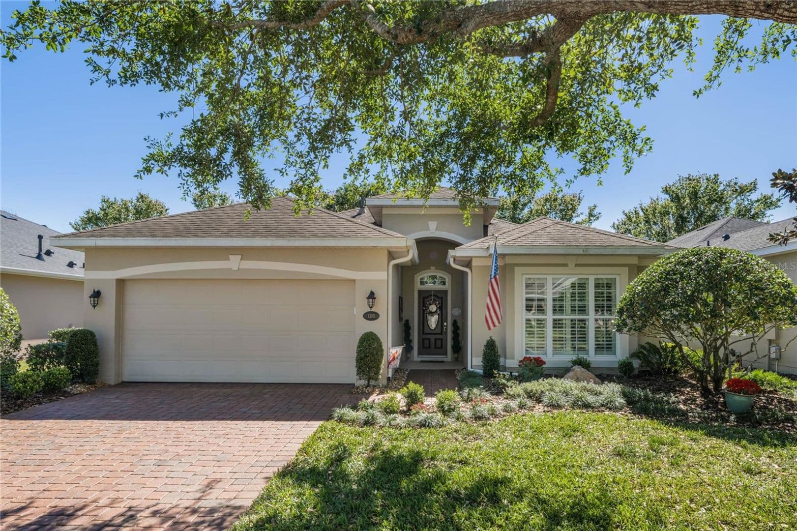 Deland House: 1385 Abbot Way