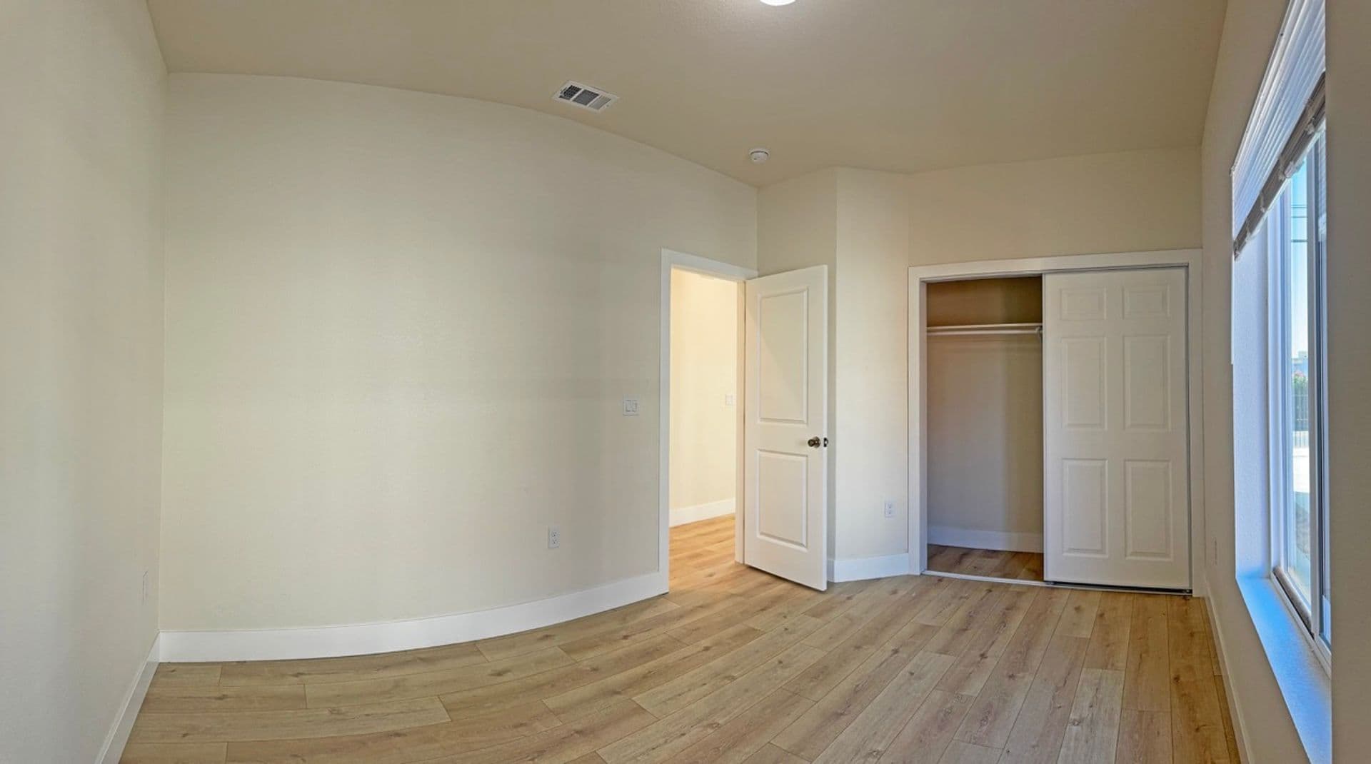 Sacramento House: 1579 Silica Ave.