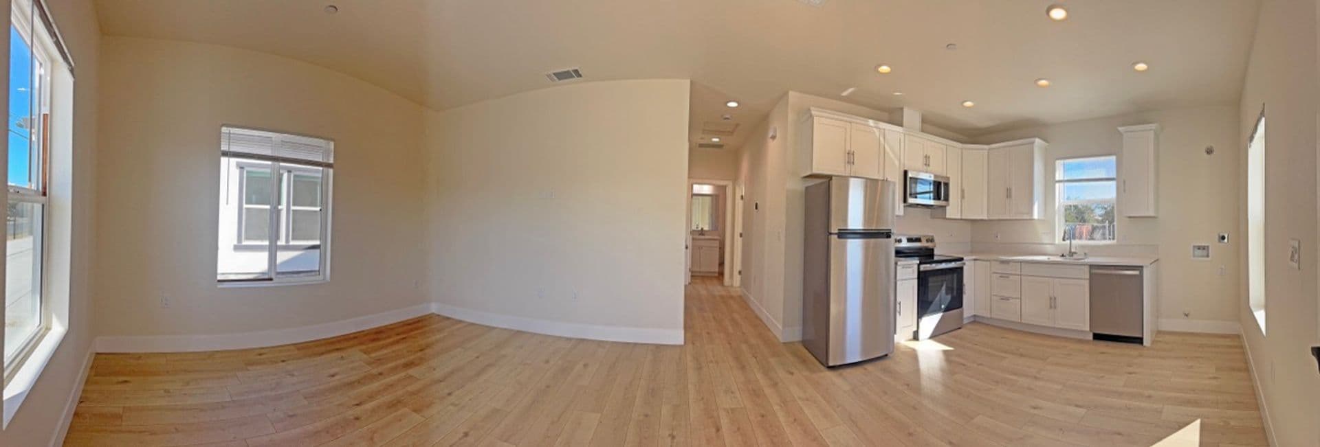 Sacramento House: 1579 Silica Ave.