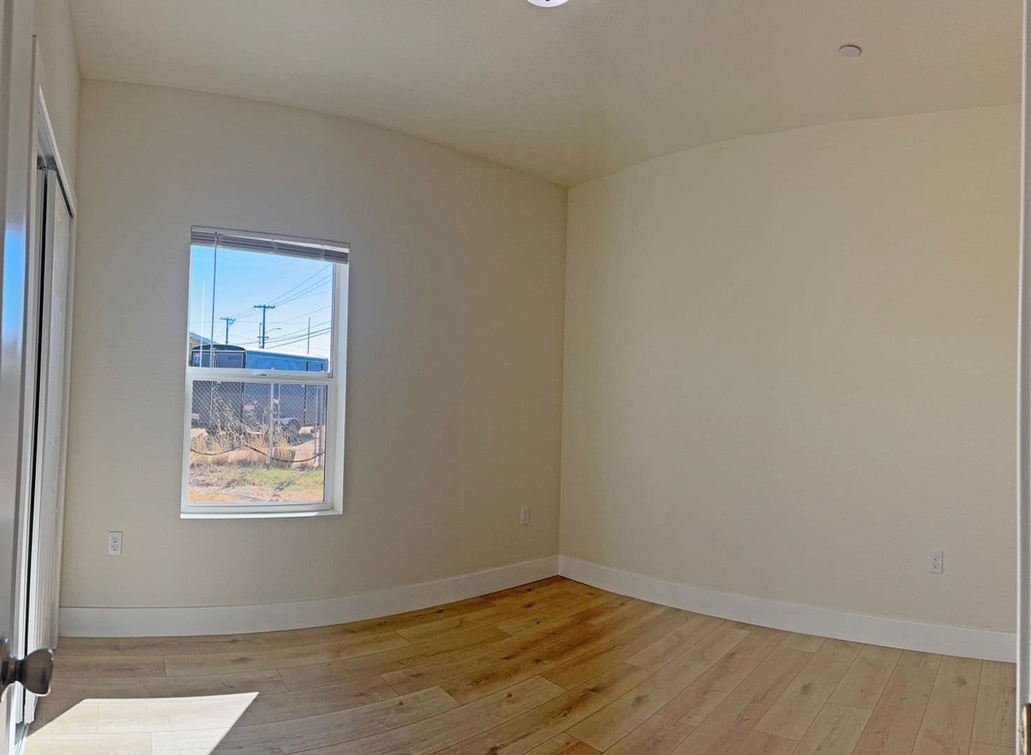 Sacramento House: 1579 Silica Ave.