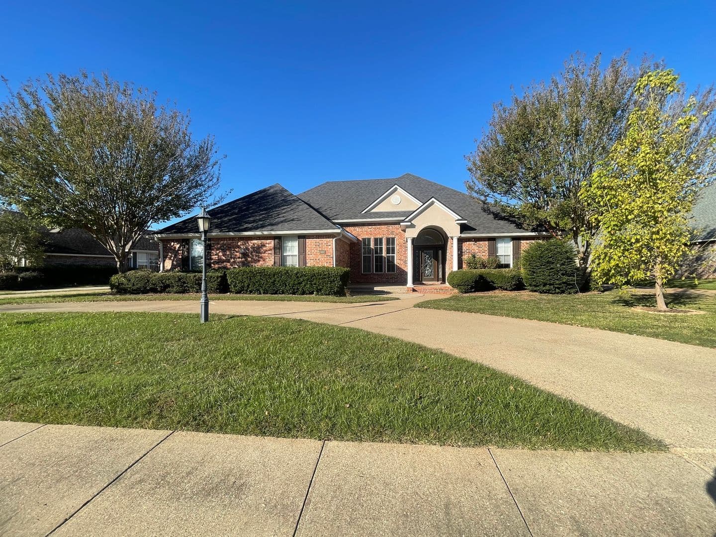 Shreveport House: 9682 Calliope Lane