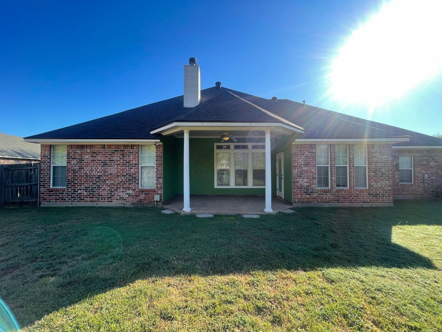 Shreveport House: 9682 Calliope Lane