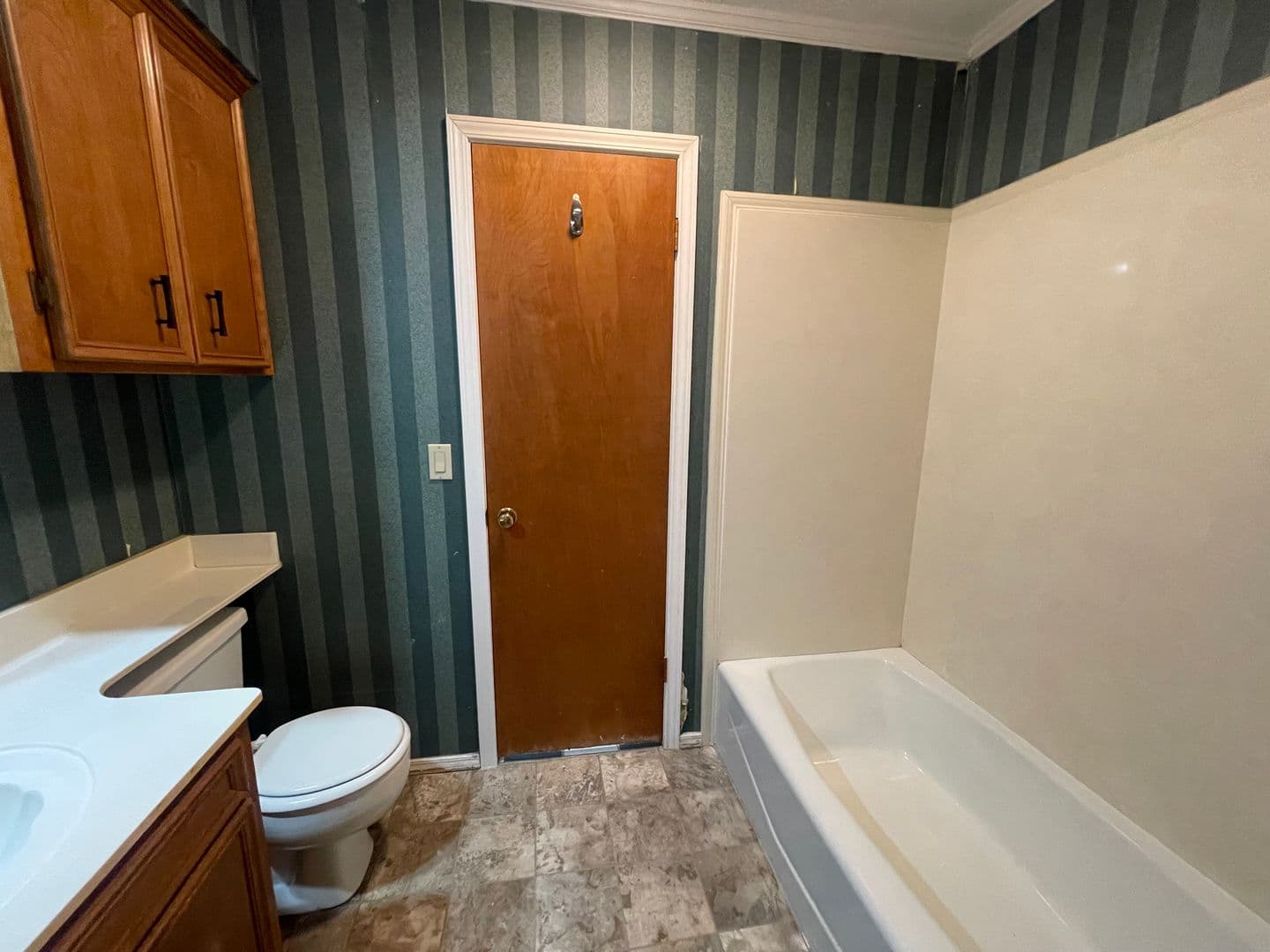 Shreveport House: 8923 Glenmora Drive