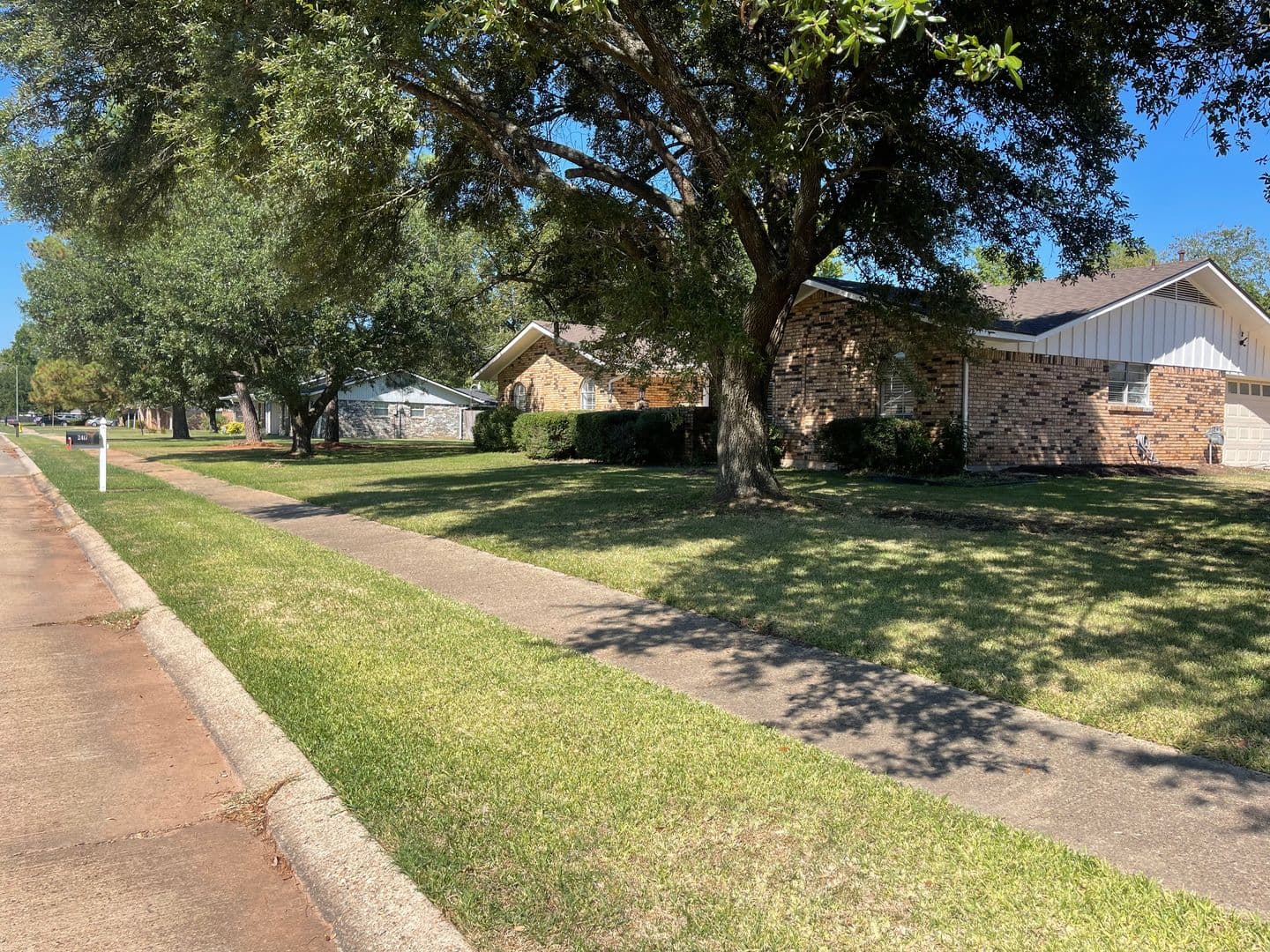 Bossier City House: 2417 Ashdown Drive