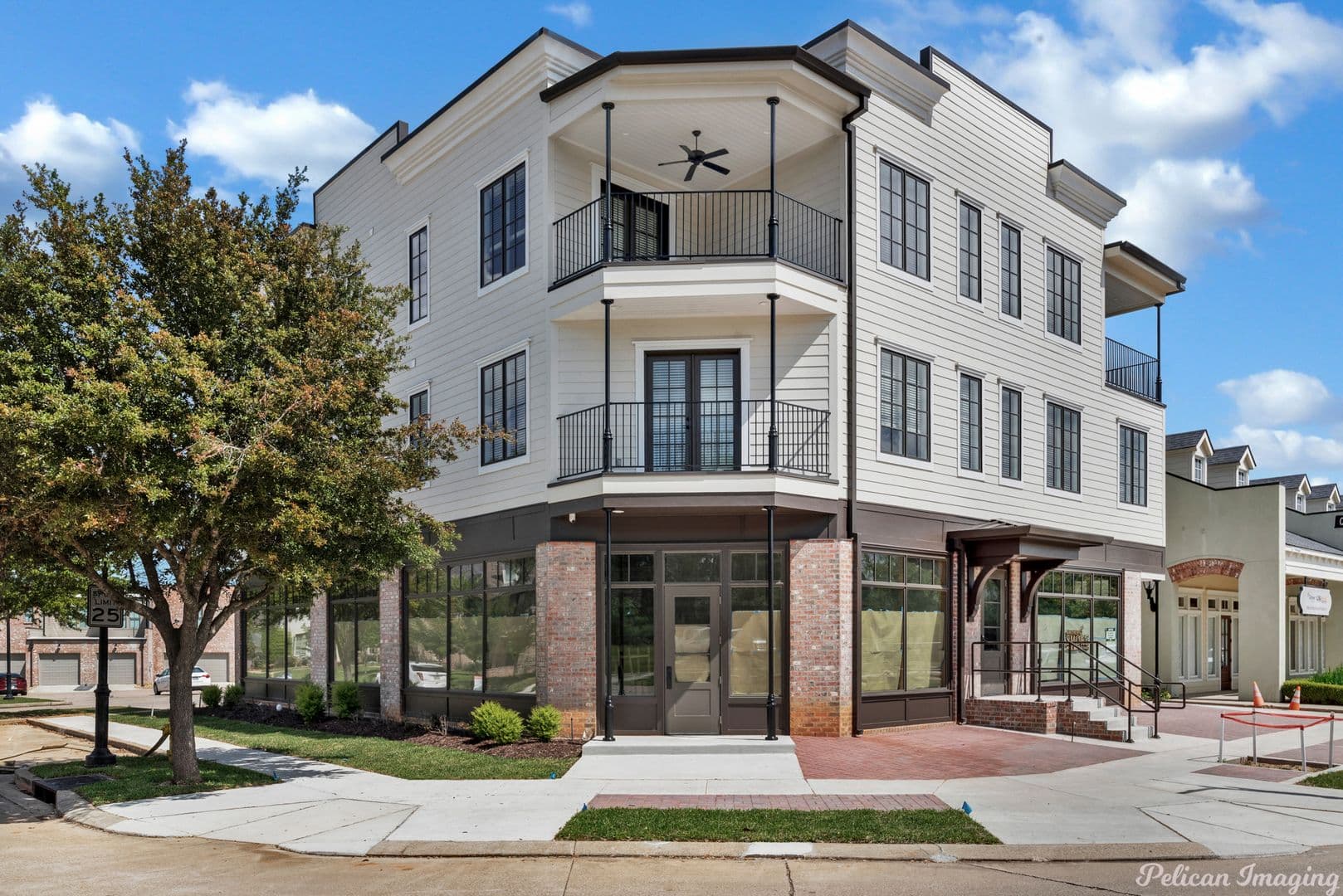 Shreveport House: 1031 Provenance Place Boulevard #202