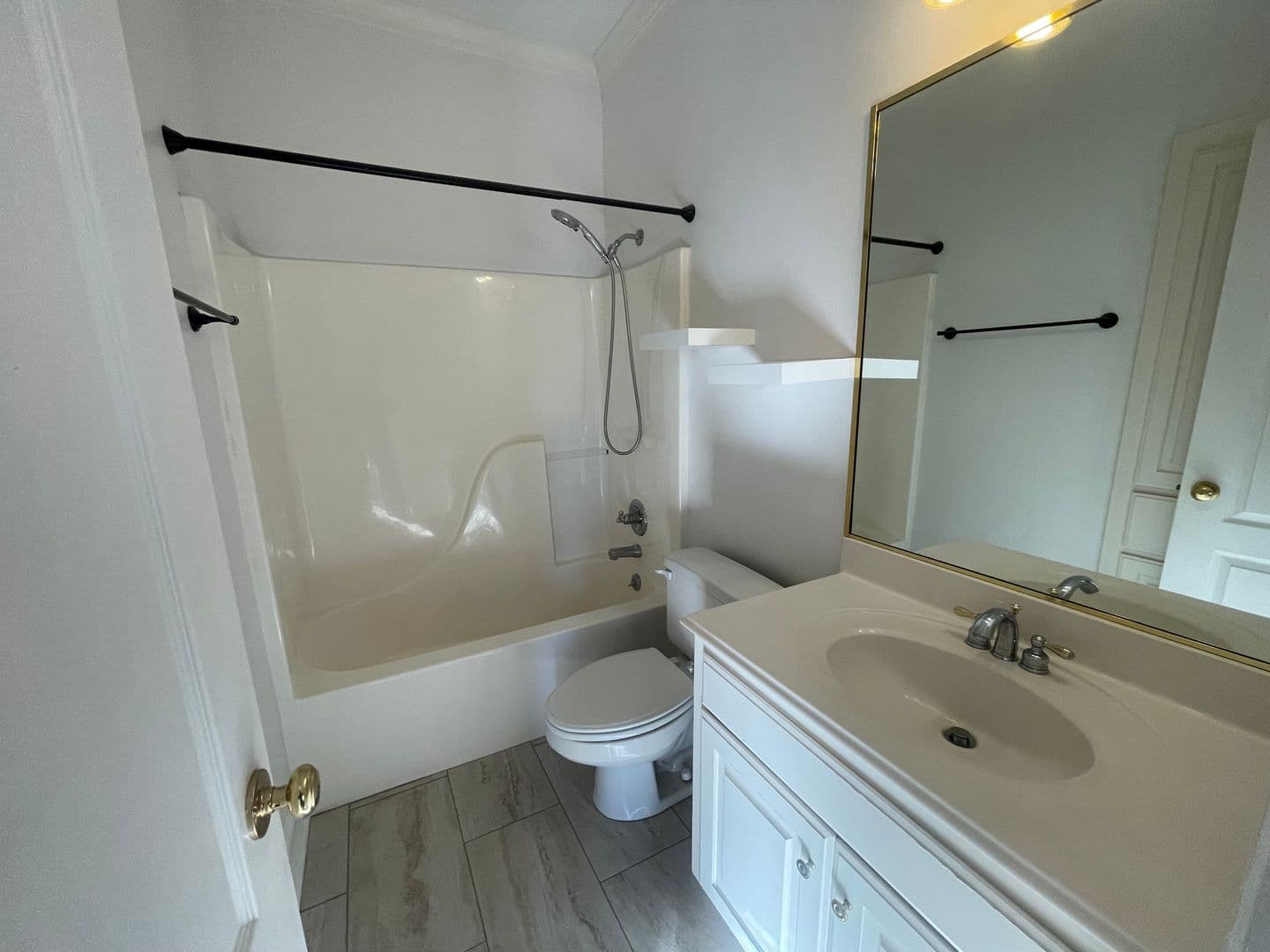 Shreveport House: 9682 Calliope Lane