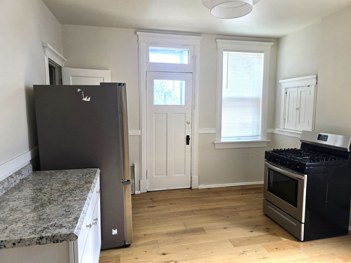 St. Louis Apartment: 4219-4221 Botanical Ave.