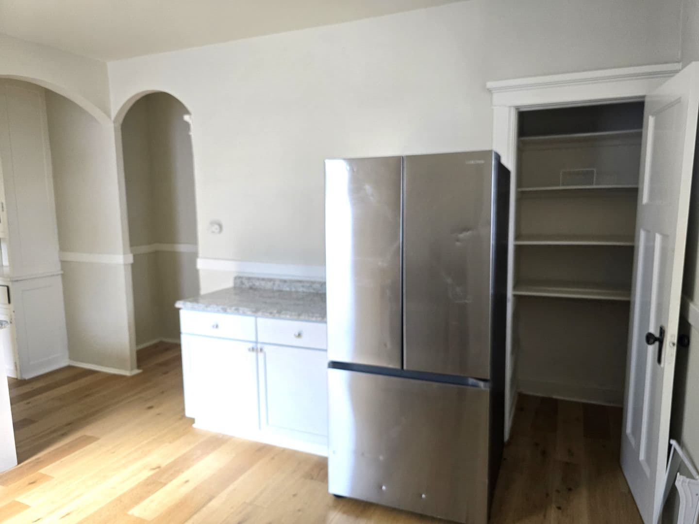 St. Louis Apartment: 4219-4221 Botanical Ave.