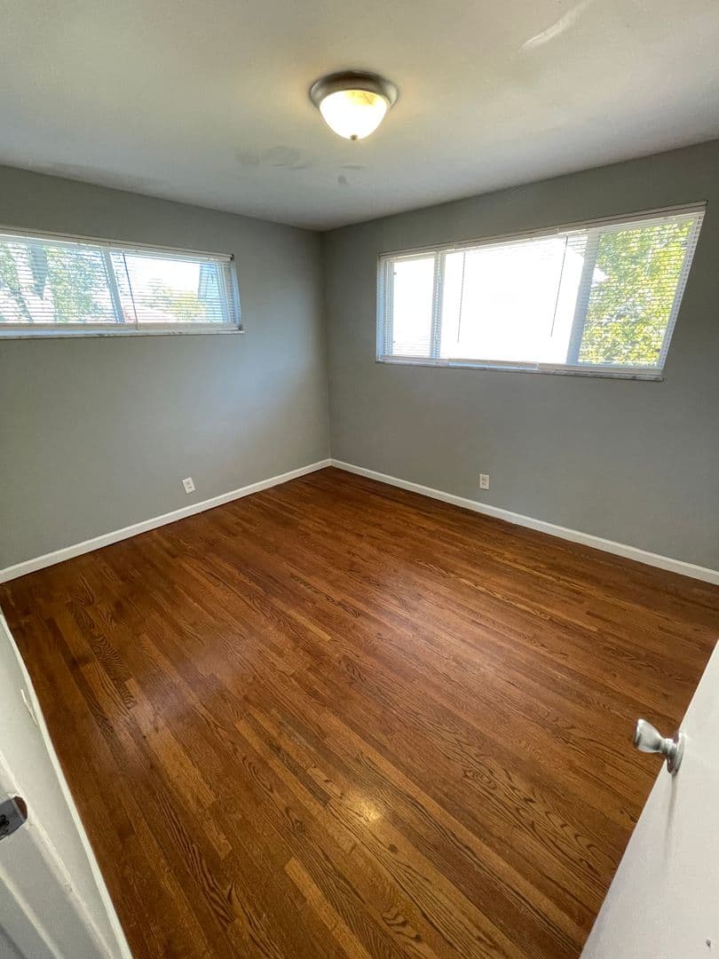 Hazelwood Apartment: 7414 - 7418 Olian Dr