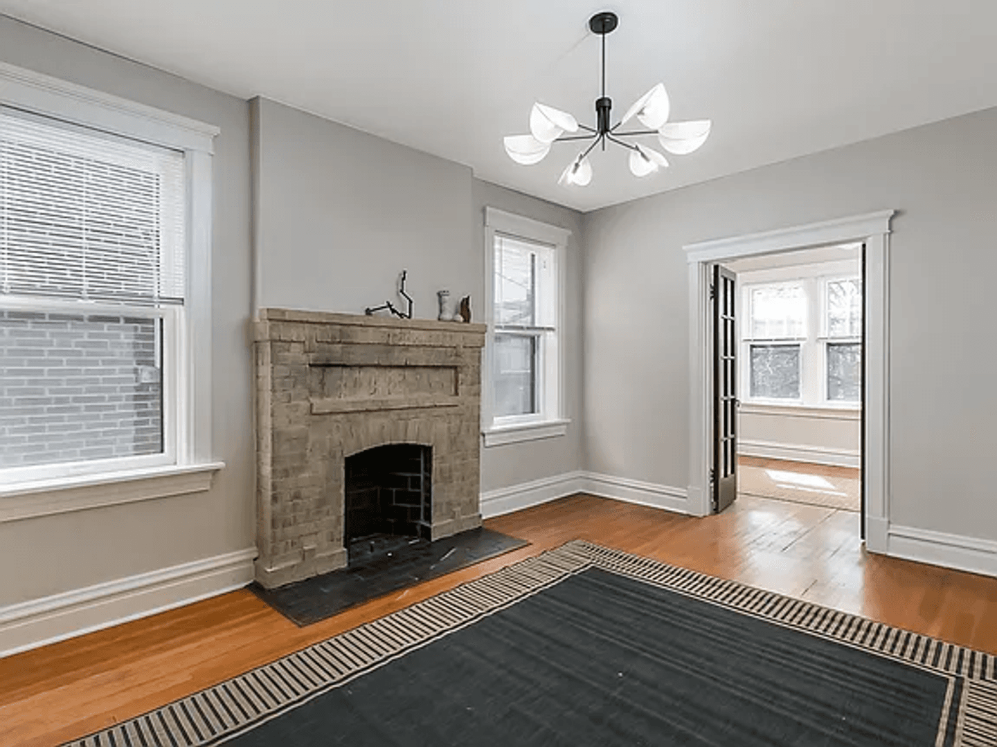 St. Louis Apartment: 4219-4221 Botanical Ave.