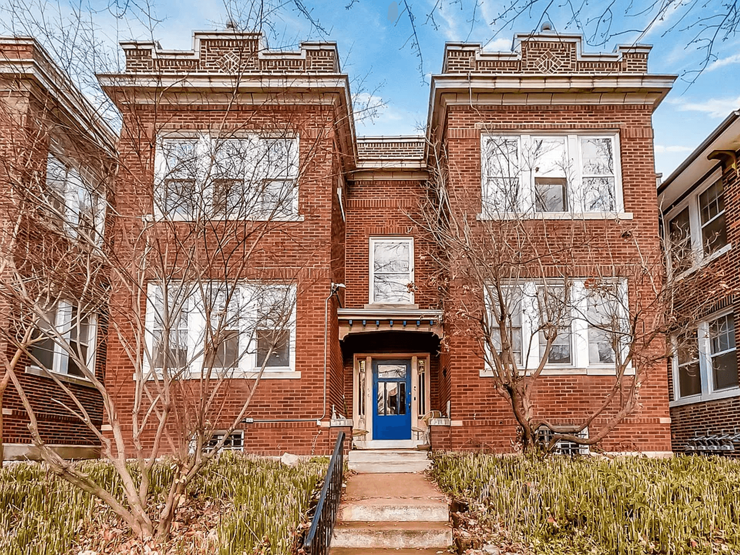 St. Louis Apartment: 4219-4221 Botanical Ave.