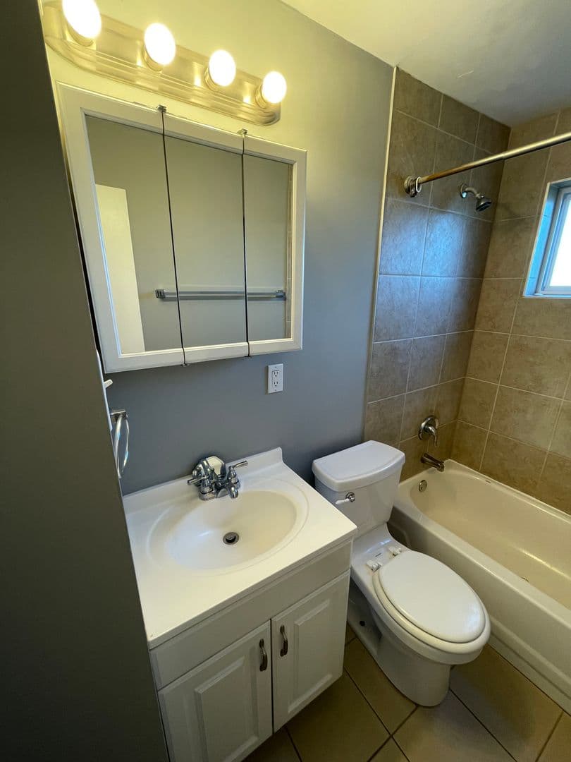 Hazelwood Apartment: 7414 - 7418 Olian Dr