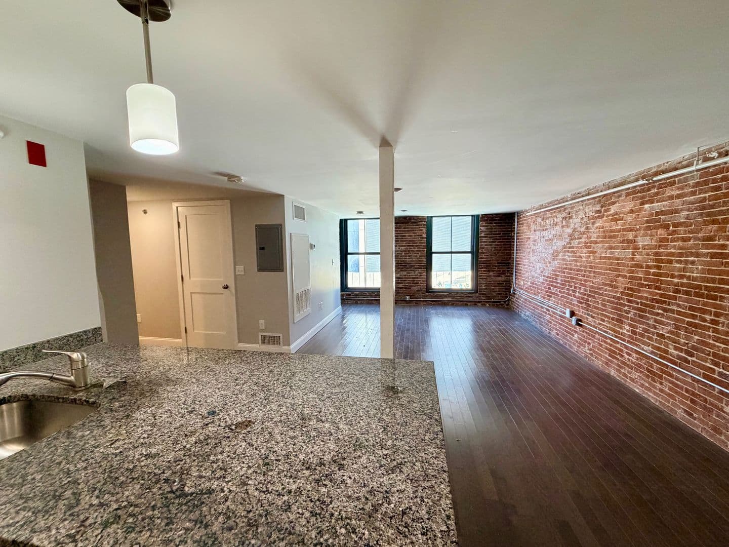 Worcester Apartment: 154-156 Main Street