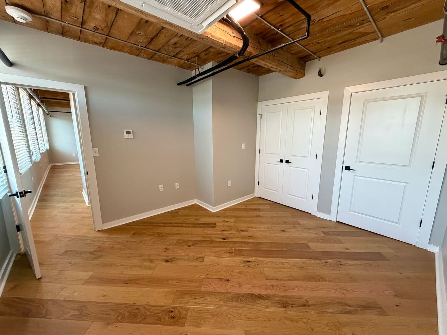 Worcester Apartment: 17 Hermon Street