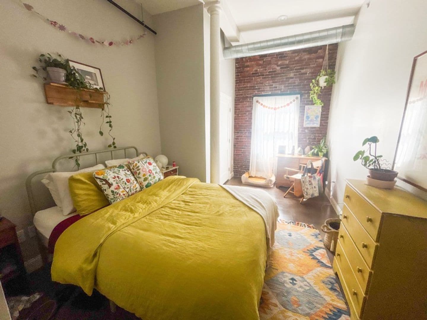 Worcester Apartment: 154-156 Main Street