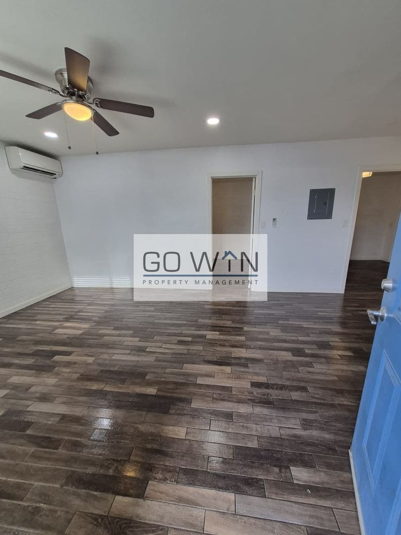 Phoenix Apartment: 44 E Roanoke Ave