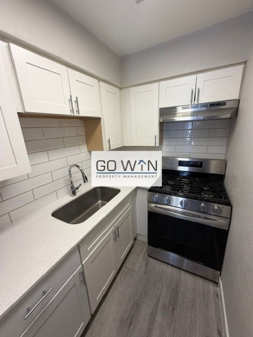 Phoenix Apartment: 8639 N 7th St