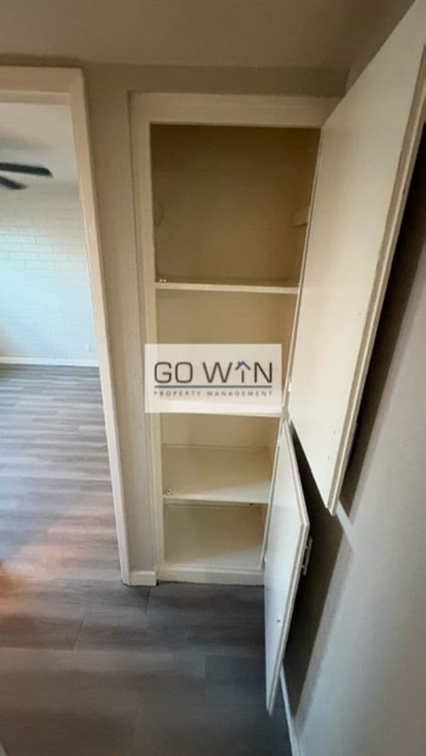 Phoenix Apartment: 8639 N 7th St