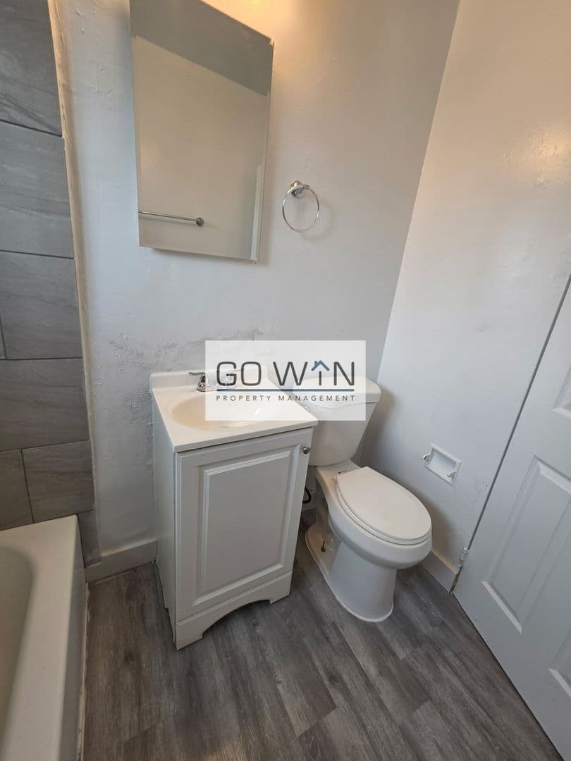 Phoenix Apartment: 2310 East Roosevelt Street