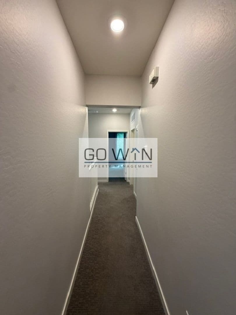Gilbert Townhome: 2733 S Catherine Dr