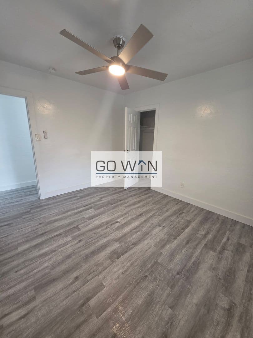 Phoenix Apartment: 2310 East Roosevelt Street